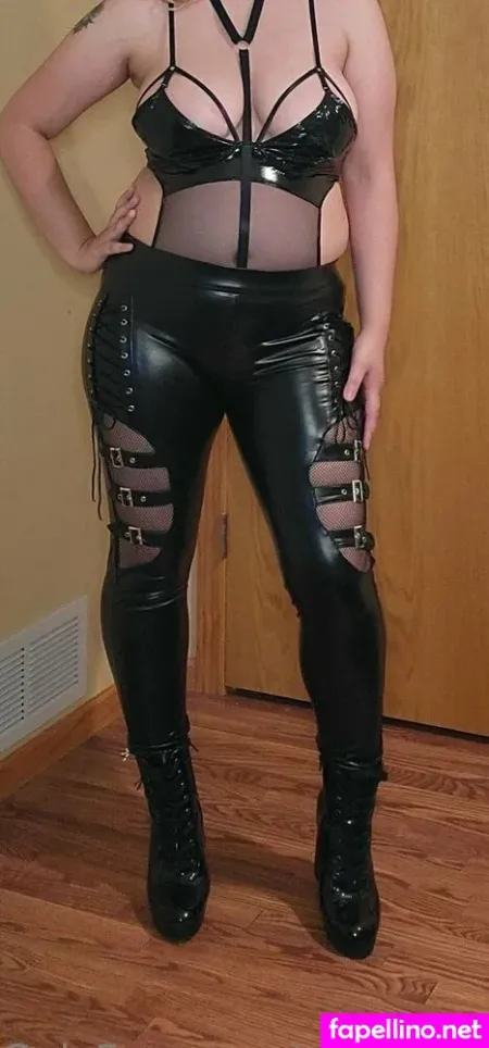 Ravenrosalyn OnlyFans Thumbnail #fY2LUm7Piw