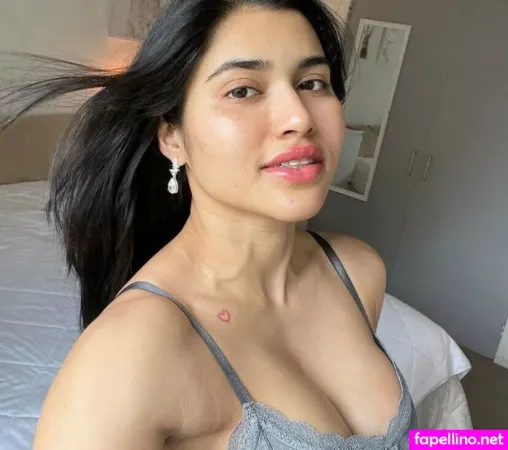 Ravina Patel OnlyFans Thumbnail #97bFkqOYoF