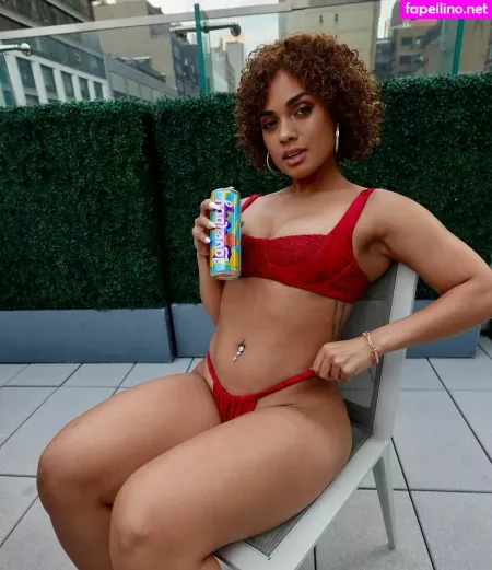 Ravyn Rochelle OnlyFans Thumbnail #3GgUmLUpJw