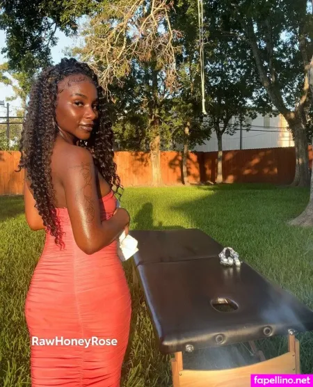 Rawhoneyrosefree OnlyFans Thumbnail #L4j56cREbp
