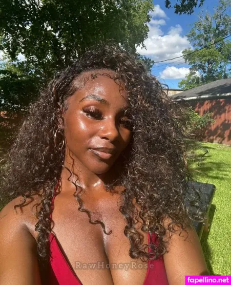 Rawhoneyrosefree OnlyFans Thumbnail #ORrOnS2rBw