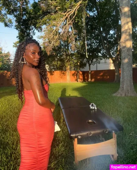 Rawhoneyrosefree OnlyFans Thumbnail #oN6CjYizkV