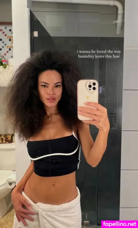 Rawrbekah Main Profile Photo