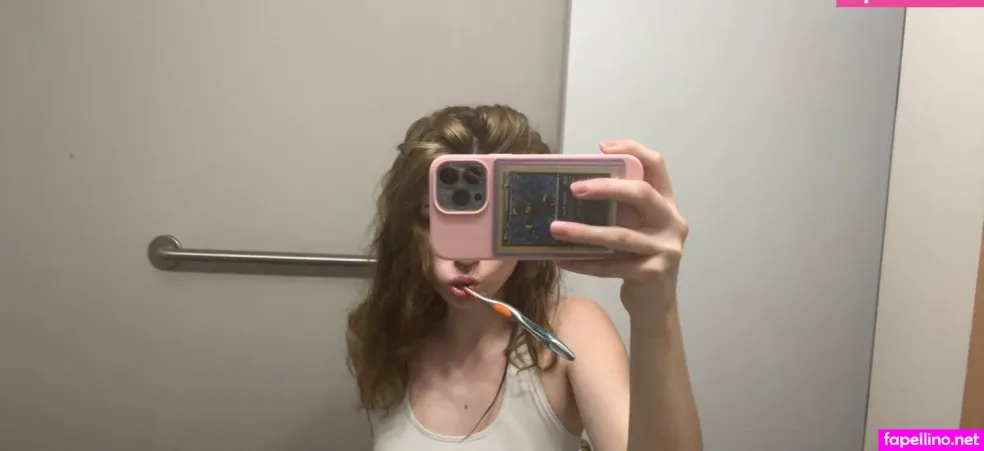 Rawrmeows OnlyFans Thumbnail #IGu2Fp3yEe