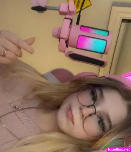 Raya Nielsen OnlyFans Thumbnail #5aL7NupGlM