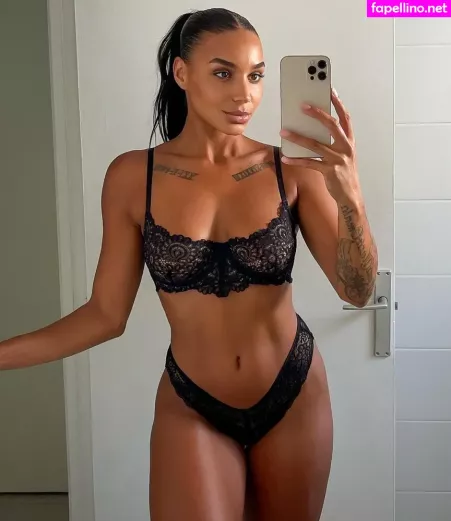 Rayaadesouza OnlyFans Thumbnail #yMO1Vj595c
