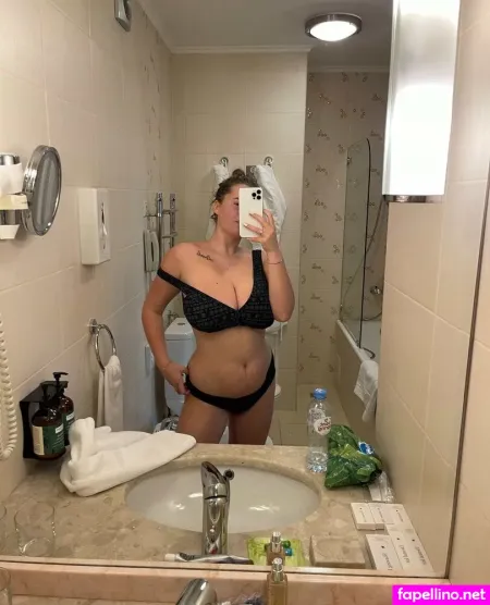 Rayana OnlyFans Thumbnail #6e3zhWzh6k