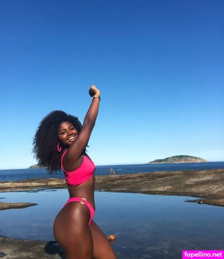 Rayane Santos OnlyFans Thumbnail #TJd9KRS1J8