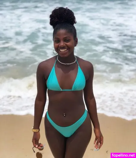 Rayane Santos OnlyFans Thumbnail #Yo4Nf0T4b7