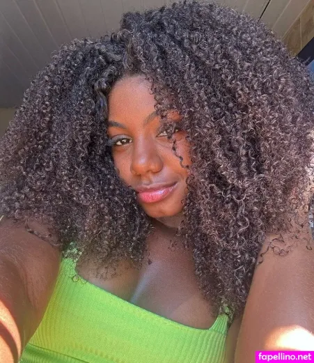 Rayane Santos OnlyFans Thumbnail #hFjVMtuizV