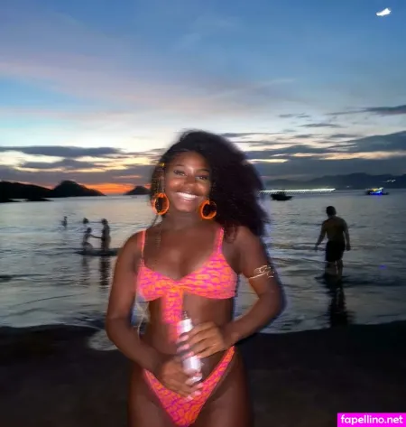 Rayane Santos OnlyFans Thumbnail #oMQujuIt2H