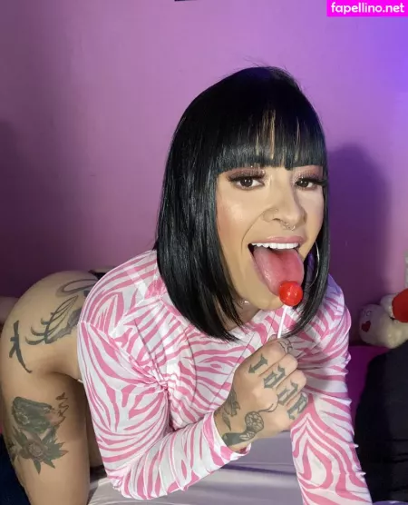 Rayanenas OnlyFans Thumbnail #7I9zI6Kw7i