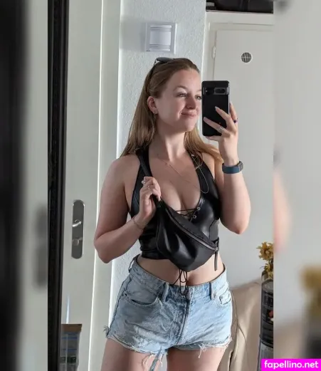 Rayaonair OnlyFans Thumbnail #cF2cwaPrFU