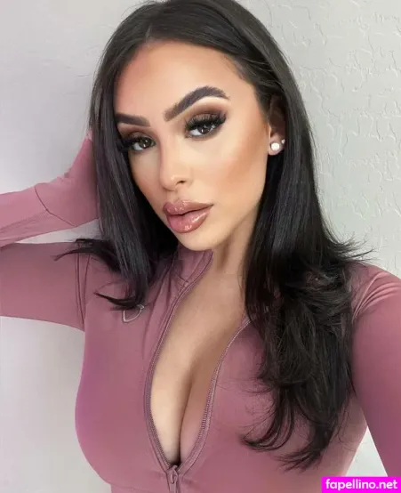 Rayleen Vega OnlyFans Thumbnail #16R6Fu5Bgd