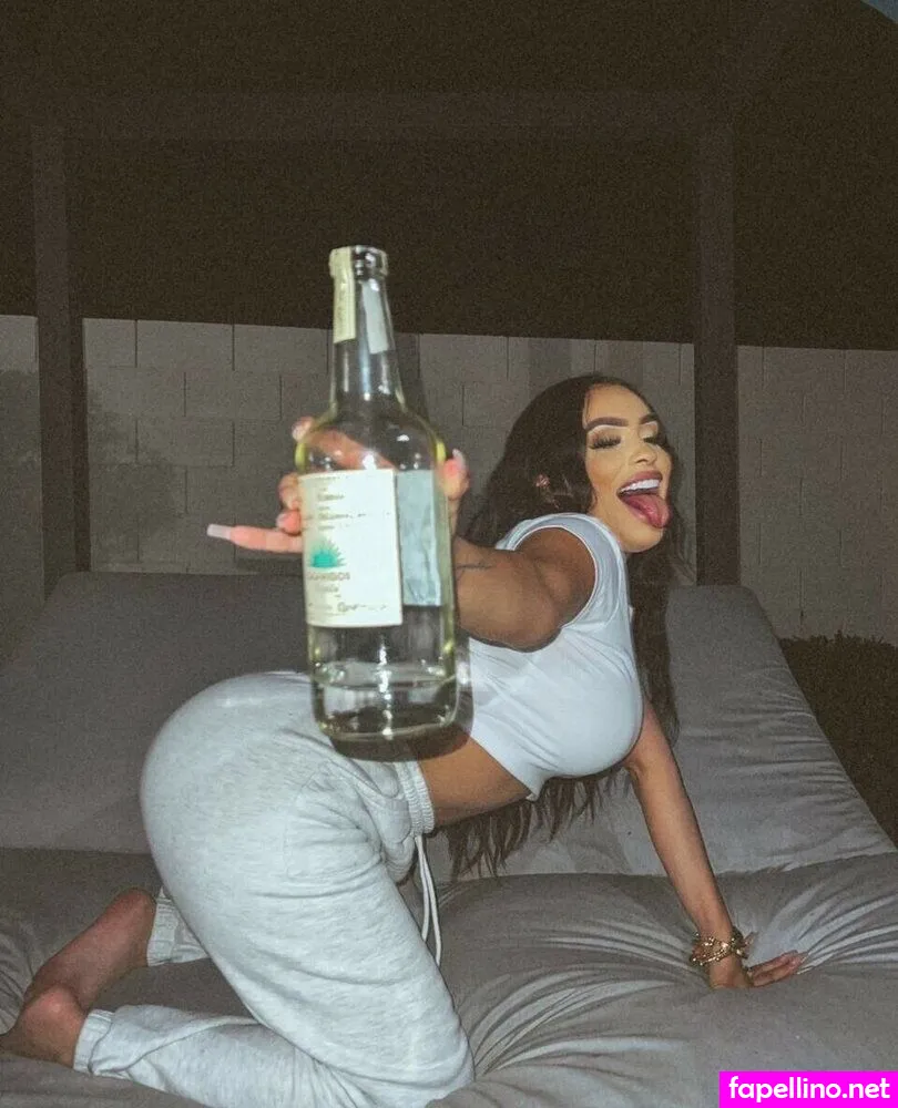 rayleen.v, rayleenv Nude Leaked OnlyFans Photo #554LQeFxoB