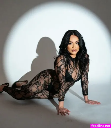 Rayleen Vega OnlyFans Thumbnail #64QS2FgfEN