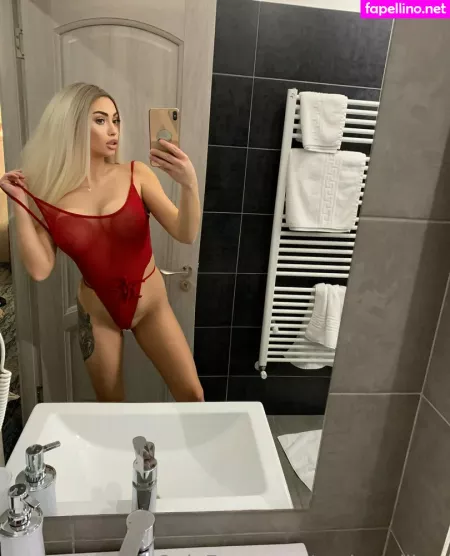 Rayleewillow OnlyFans Thumbnail #su7MDT76P8