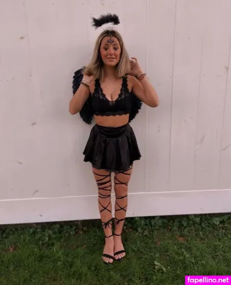 Rayna Denike OnlyFans Thumbnail #aNxO9eIu9D