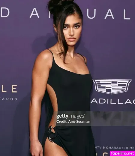 Rayna Vallandingham OnlyFans Thumbnail #oNFbGDXhed