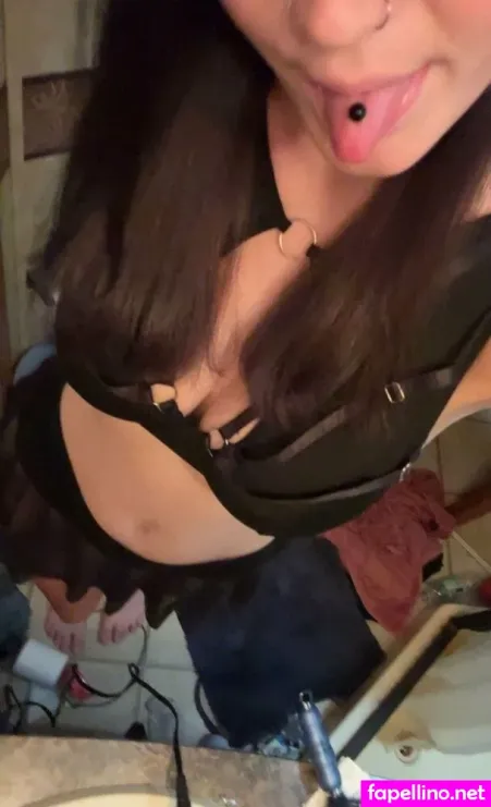 Rayne519 OnlyFans Thumbnail #uWlYyM0UzN