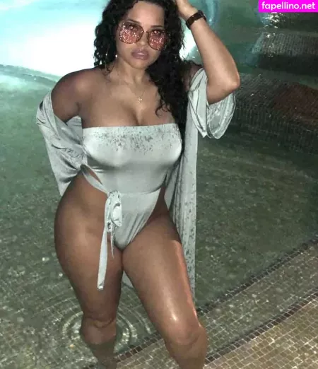 Raynefaliciteexo OnlyFans Thumbnail #3hsYwnqLIx