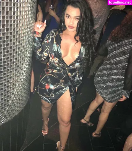 Raynefaliciteexo OnlyFans Thumbnail #giOD5Iclxu