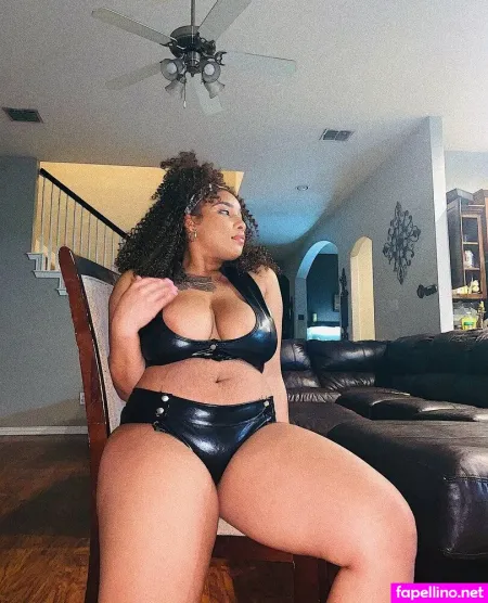 Raynellemariah OnlyFans Thumbnail #w3YeI0ko9y
