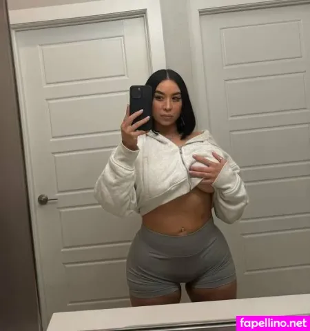 Raynesworld OnlyFans Thumbnail #YFWLBkgiA4