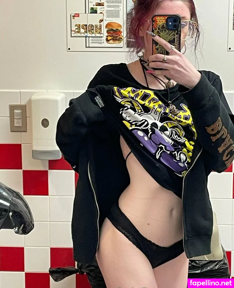 amandarayeofficial, raythesuccubus Nude Leaked OnlyFans Photo #g8xf9NHbin