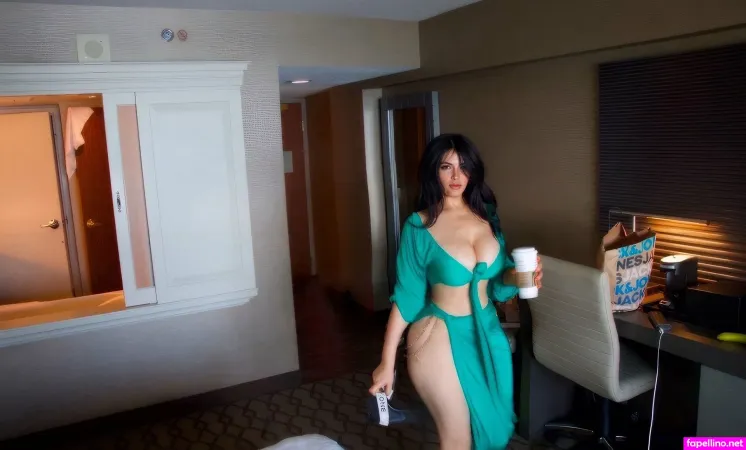 Razan Saudi OnlyFans Thumbnail #9FlEC7wCVY