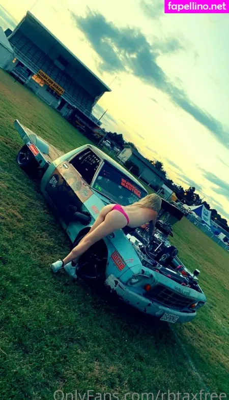 Rbtaxfree OnlyFans Thumbnail #kcH7HY4tiK