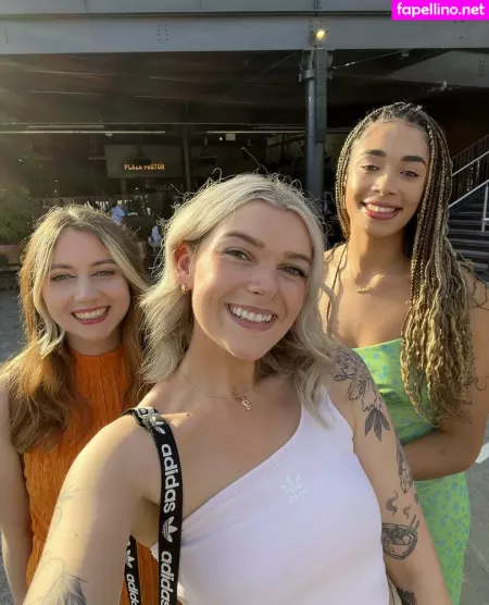 React Girlsyt OnlyFans Thumbnail #uXXHyCbS0I