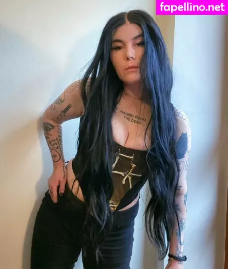 Ready To Glare OnlyFans Thumbnail #Qt87b0fox8