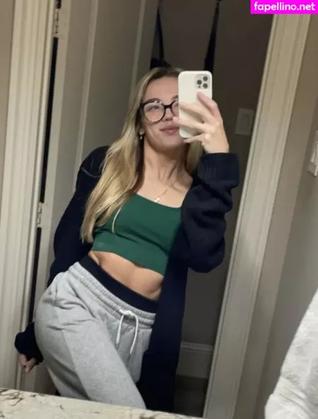 Reagan Campbell OnlyFans Thumbnail #fUfAfGS44d