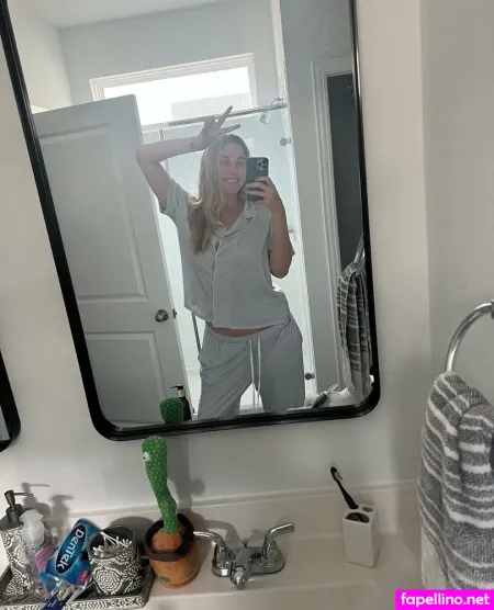 Reaganjames OnlyFans Thumbnail #OjPebWMsRL