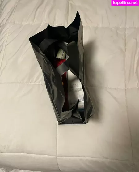 Reagannextdoorfree OnlyFans Thumbnail #8hKXNEzhXB