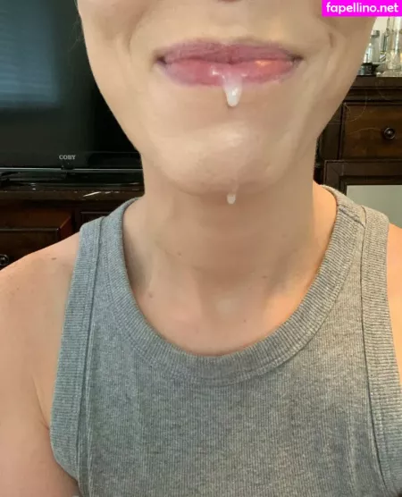 Reagannextdoorfree OnlyFans Thumbnail #iIqi8xmT1N