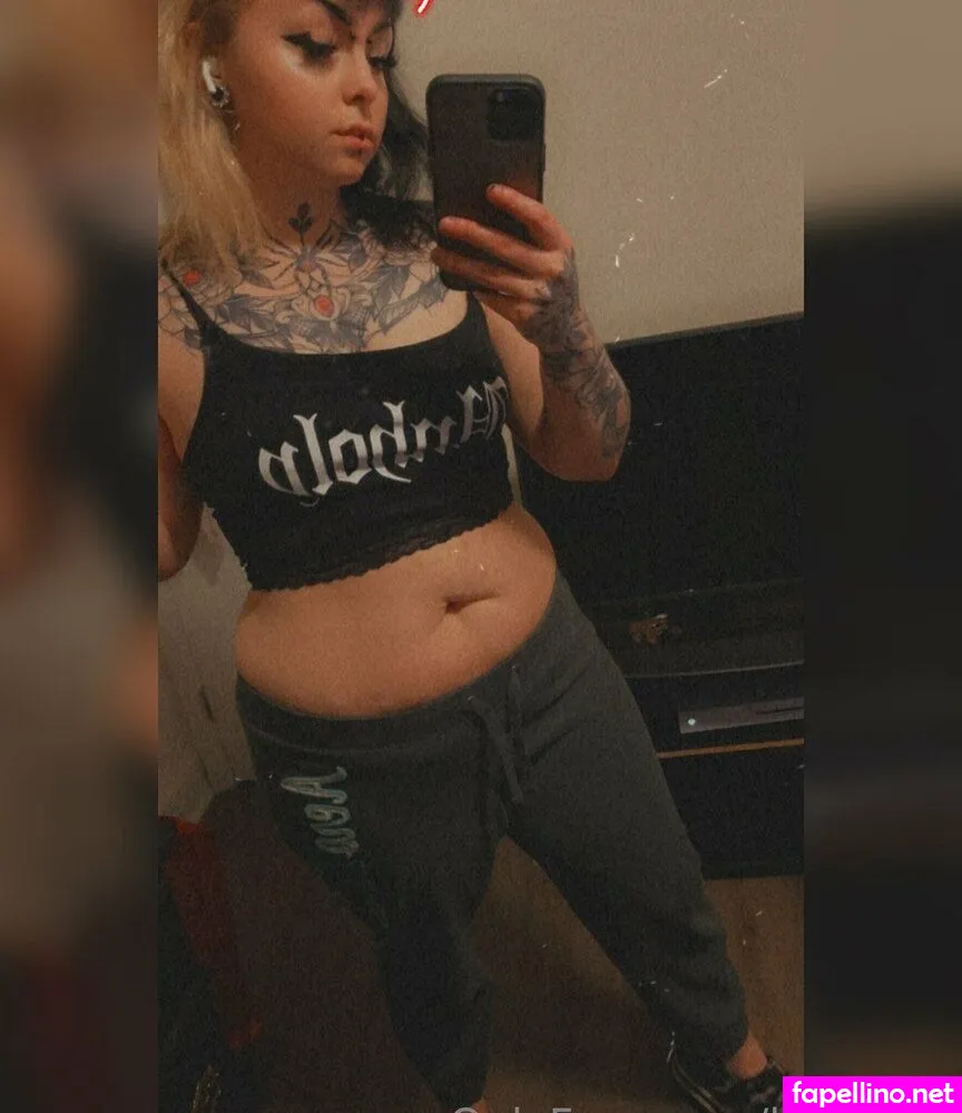 reaghan_chase18, reaghanblackhart Nude Leaked OnlyFans Photo #0qGoCabUlH