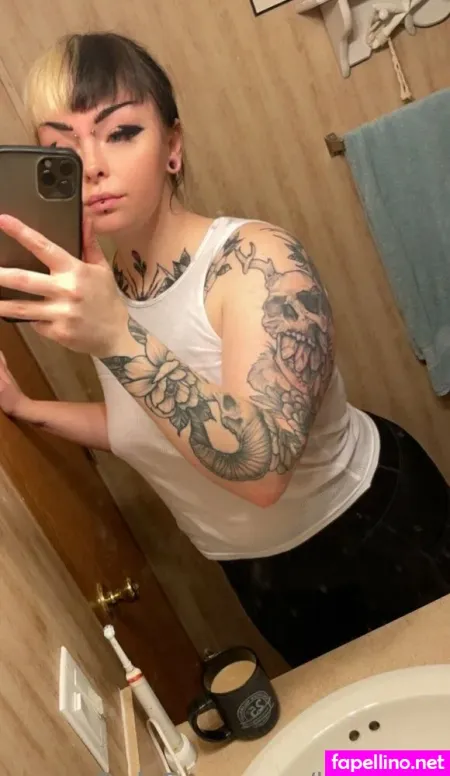 Reaghanblackhart OnlyFans Thumbnail #IRuTn4gqKJ