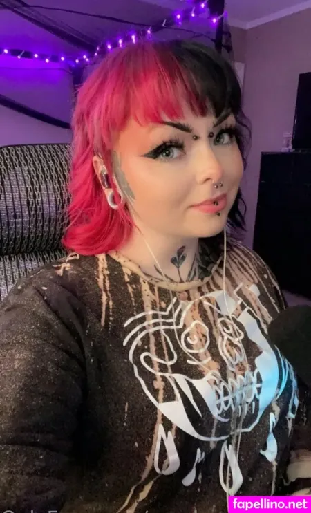 Reaghanblackhart Main Profile Photo