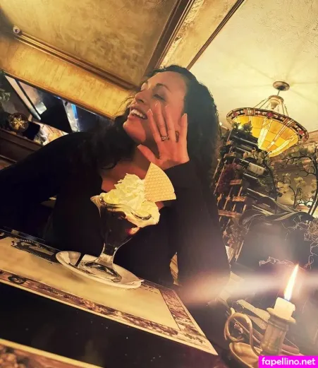 Real April OnlyFans Thumbnail #aihDwenio6