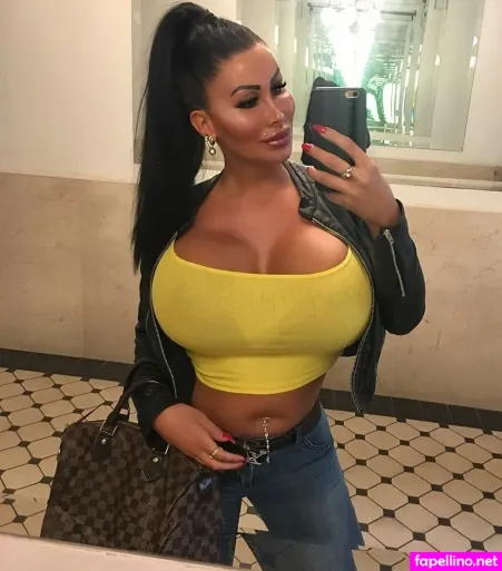 Real Barbie Berlin OnlyFans Thumbnail #OGq8iC61lw