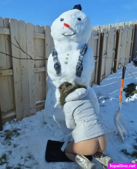 Real Snow OnlyFans Thumbnail #6IwMSoMkKV