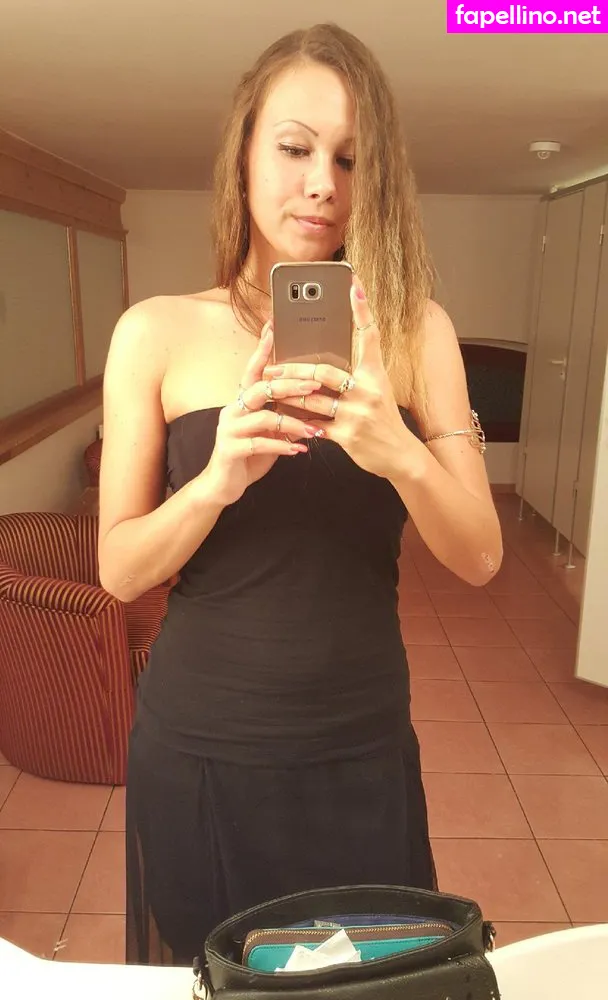 real-amateur-wife, realhousewivesfranchise Nude Leaked OnlyFans Photo #oU0YsCx2yT