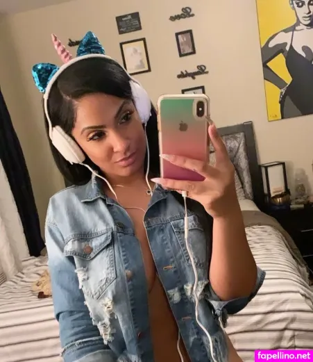 Realaimeeofree OnlyFans Thumbnail #Xp2Lkr9TcC