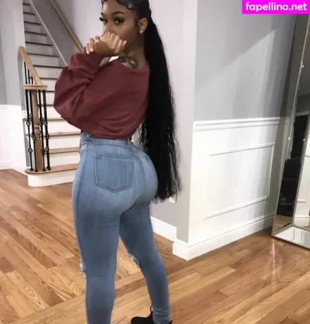 Realamarie OnlyFans Thumbnail #40QXIziMbq