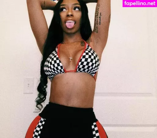 Realamarie OnlyFans Thumbnail #gzzDxkMFbm