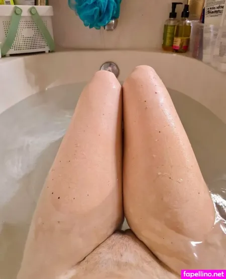 Realamericanwife OnlyFans Thumbnail #0gQncG1wwT