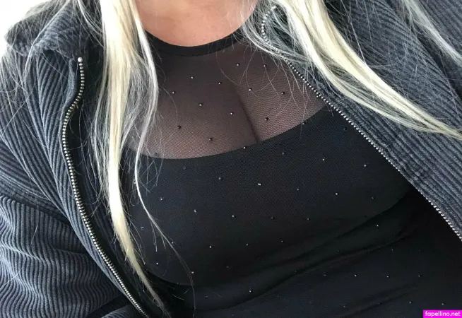 Realbadassbabe OnlyFans Thumbnail #3STcAvh3EU