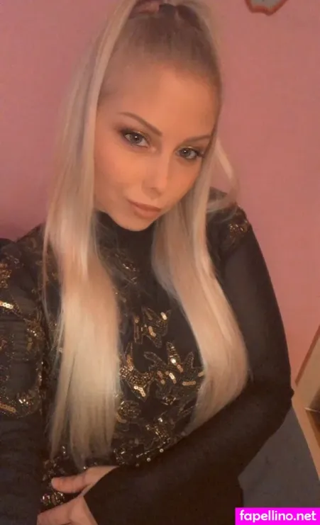 Realbadassbabe OnlyFans Thumbnail #TGG5hZpHt8